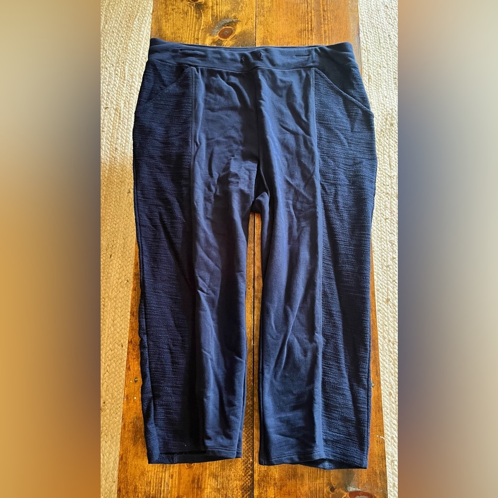 Women’s Chicos Zenergy capris